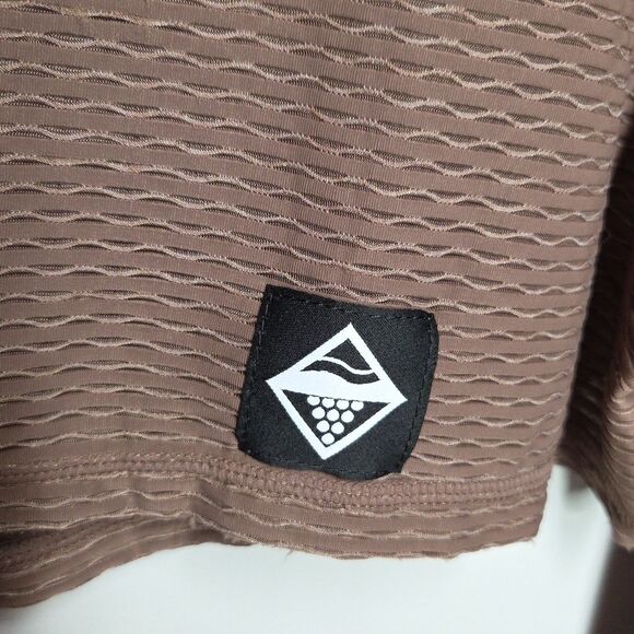 Lakes And Grapes Womens Mesh Stretchy Cropped Long Sleeve Shirt Sz L EUC - Picture 7 of 7